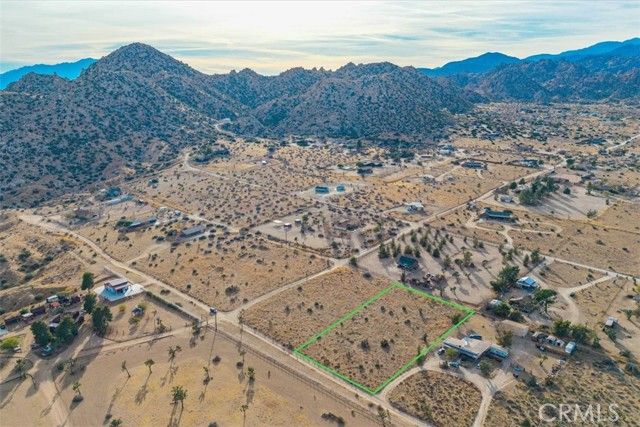53670 Annie Oakley Road, Pioneertown, CA 92268