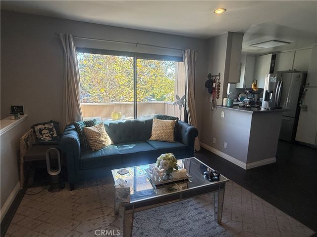 13095 Hubbard 6, Los Angeles, CA 91342