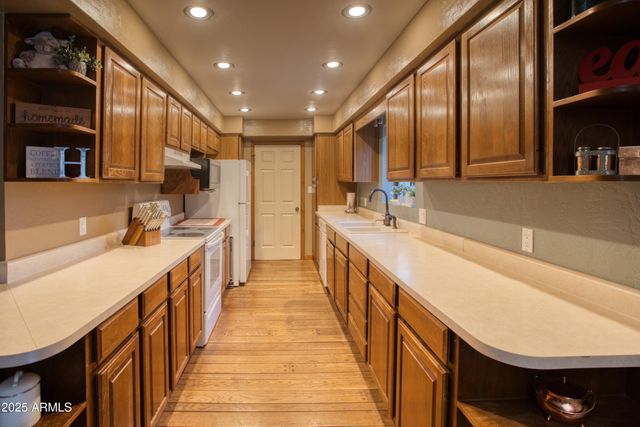 3011 S WAPITI Lane, Pinetop, AZ 85935