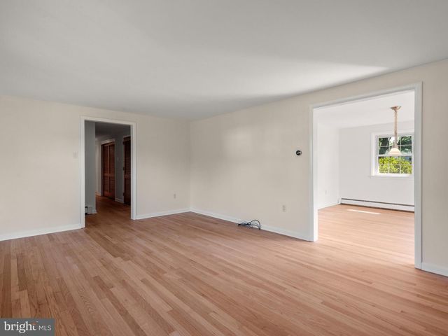 9 MARCEL AVE, Spring City, PA 19475