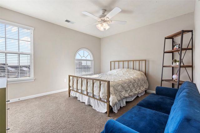 86 Kensington, Ohio Twp, PA 15237