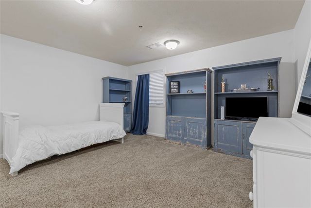 86 Kensington, Ohio Twp, PA 15237