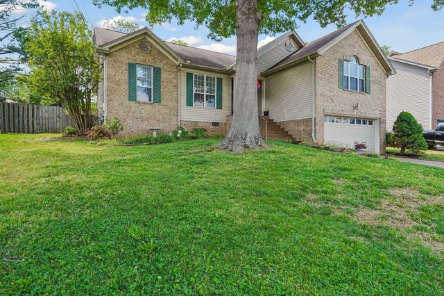 3529 Thornehill Dr, Antioch, TN 37013