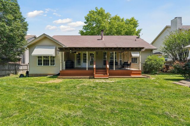 3529 Thornehill Dr, Antioch, TN 37013