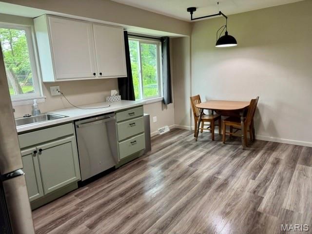 1460 Saint Louis Street, Florissant, MO 63033