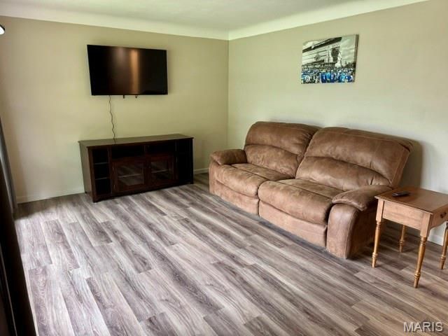 1460 Saint Louis Street, Florissant, MO 63033