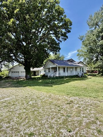325 Rabbit Trail Rd, Leoma, TN 38468