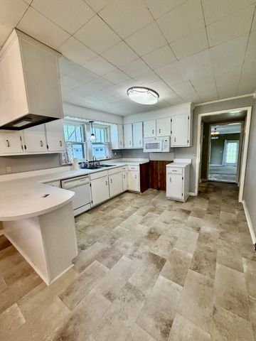 325 Rabbit Trail Rd, Leoma, TN 38468