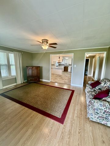 325 Rabbit Trail Rd, Leoma, TN 38468