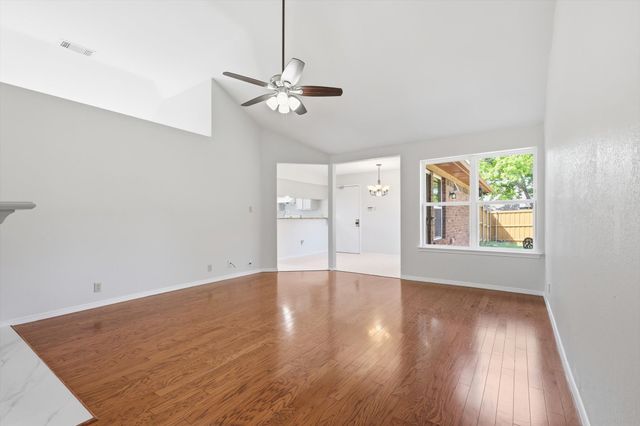 656 Parkway Boulevard, Coppell, TX 75019