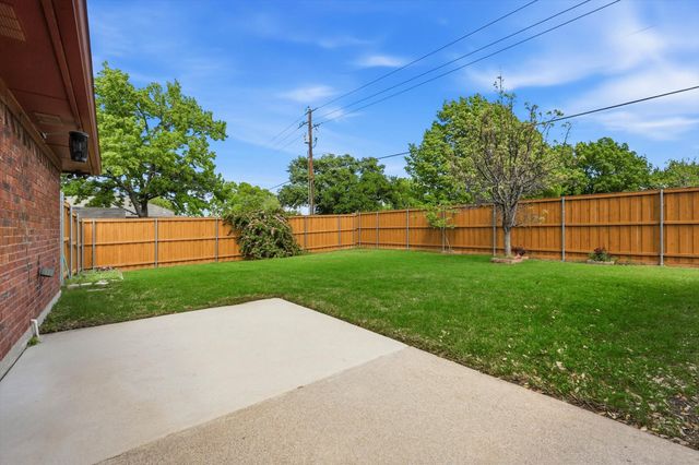 656 Parkway Boulevard, Coppell, TX 75019