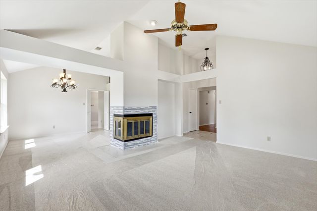 656 Parkway Boulevard, Coppell, TX 75019