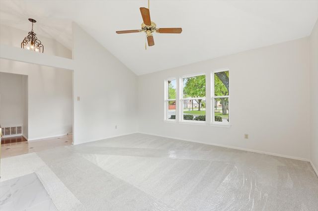 656 Parkway Boulevard, Coppell, TX 75019