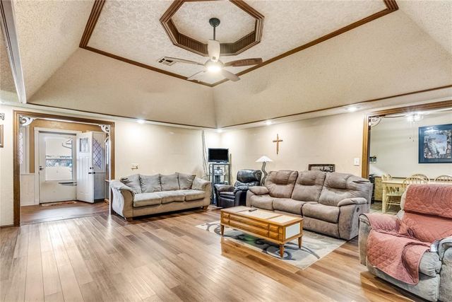 3040 SW 129th Street, Oklahoma City, OK 73170