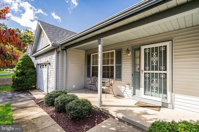 401 LILY CT SEC 1 CT, Manchester Twp, NJ 08759