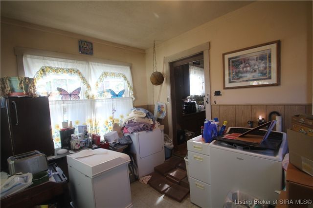 1126 Myrtle Avenue, New Albany, IN 47150