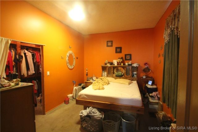 1126 Myrtle Avenue, New Albany, IN 47150