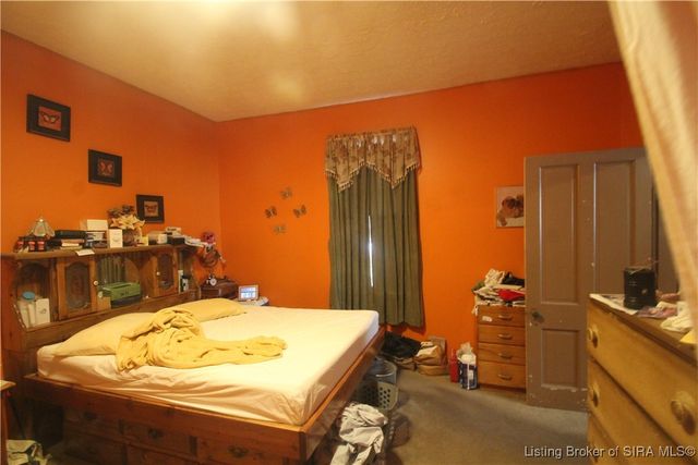 1126 Myrtle Avenue, New Albany, IN 47150