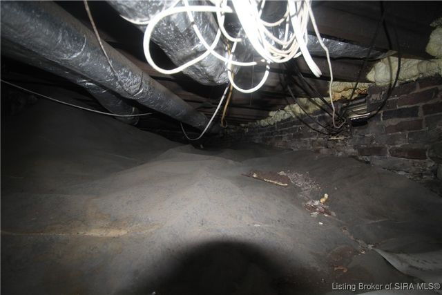 1126 Myrtle Avenue, New Albany, IN 47150