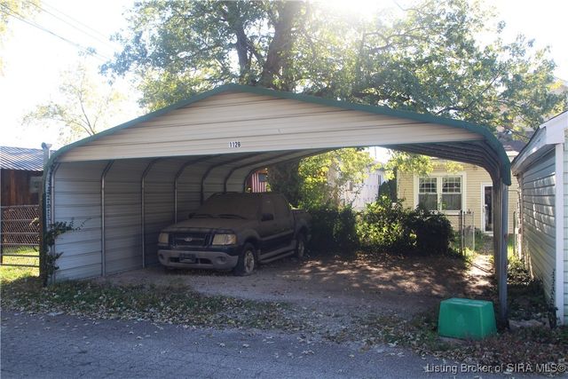 1126 Myrtle Avenue, New Albany, IN 47150