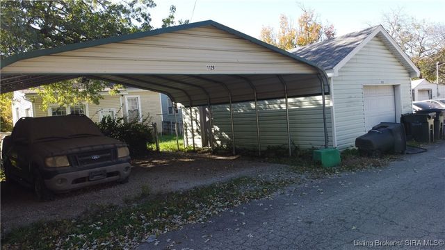 1126 Myrtle Avenue, New Albany, IN 47150