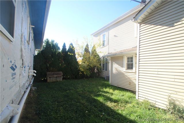 1126 Myrtle Avenue, New Albany, IN 47150