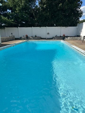 25 Barnes Street, Waltham, MA 02453