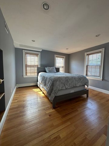 25 Barnes Street, Waltham, MA 02453