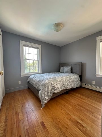 25 Barnes Street, Waltham, MA 02453