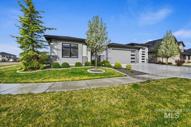 665 S Aspen Lakes Way, Star, ID 83669