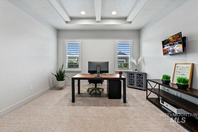 665 S Aspen Lakes Way, Star, ID 83669