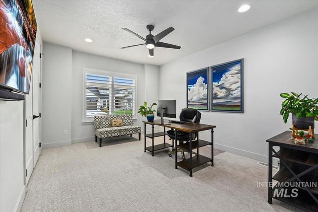 665 S Aspen Lakes Way, Star, ID 83669