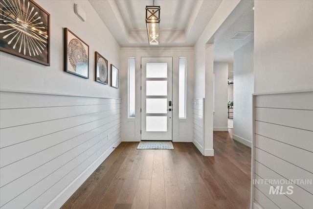 665 S Aspen Lakes Way, Star, ID 83669