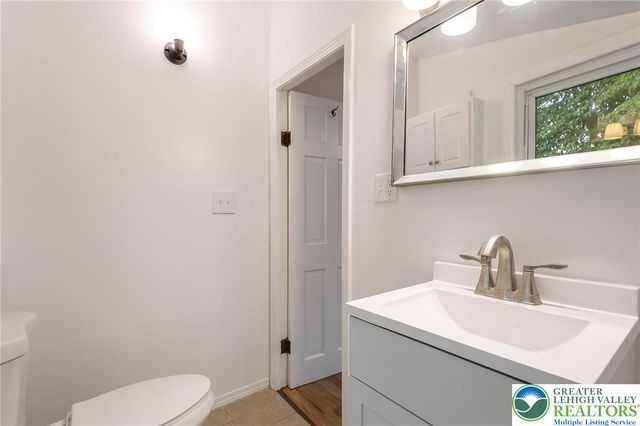 580 South Benner Avenue, Fountain Hill Boro, PA 18015