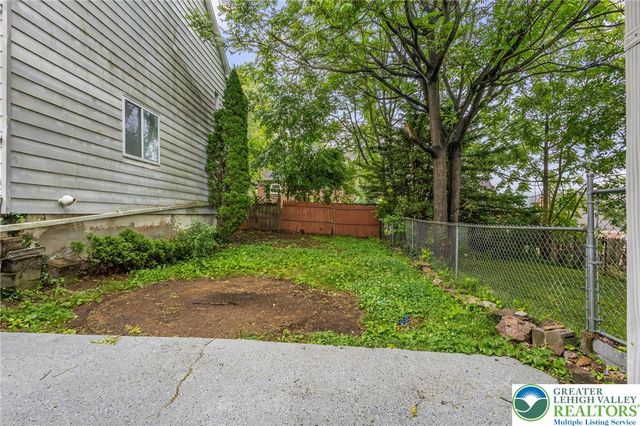 580 South Benner Avenue, Fountain Hill Boro, PA 18015