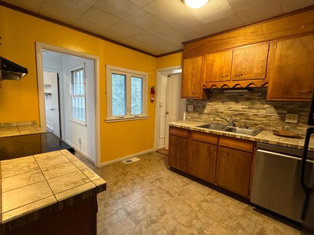 27 Terrace Street, Montpelier, VT 05602