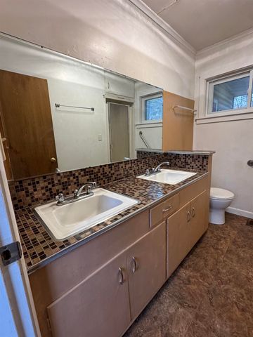 27 Terrace Street, Montpelier, VT 05602