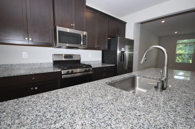 9580 NATURE TRL, Montgomery Village, MD 20886