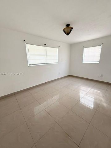 4871 SW 24th Ave, Dania Beach, FL 33312