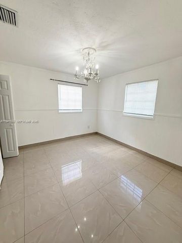 4871 SW 24th Ave, Dania Beach, FL 33312