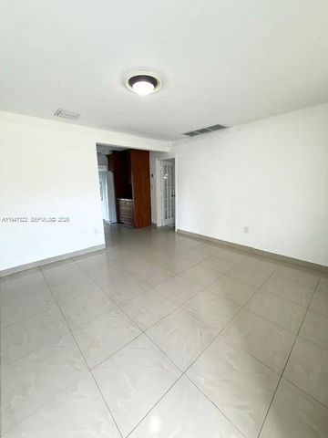 4871 SW 24th Ave, Dania Beach, FL 33312