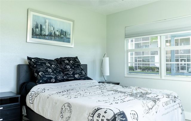 592 FANSHAW O 592, Boca Raton, FL 33434