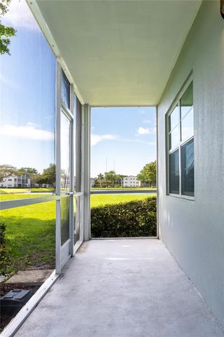 592 FANSHAW O 592, Boca Raton, FL 33434