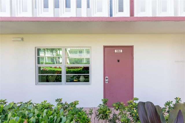 592 FANSHAW O 592, Boca Raton, FL 33434