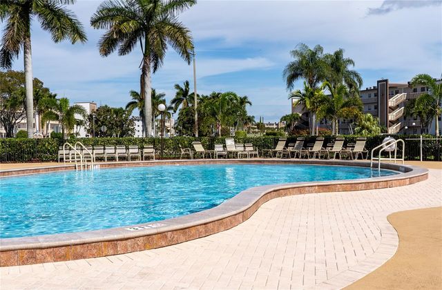 592 FANSHAW O 592, Boca Raton, FL 33434