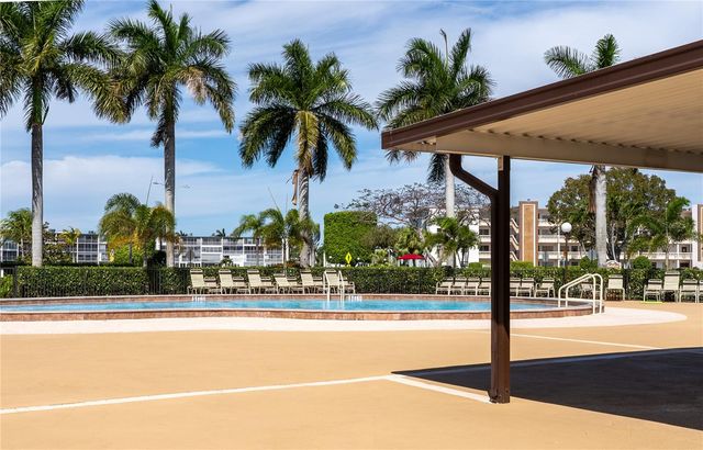 592 FANSHAW O 592, Boca Raton, FL 33434