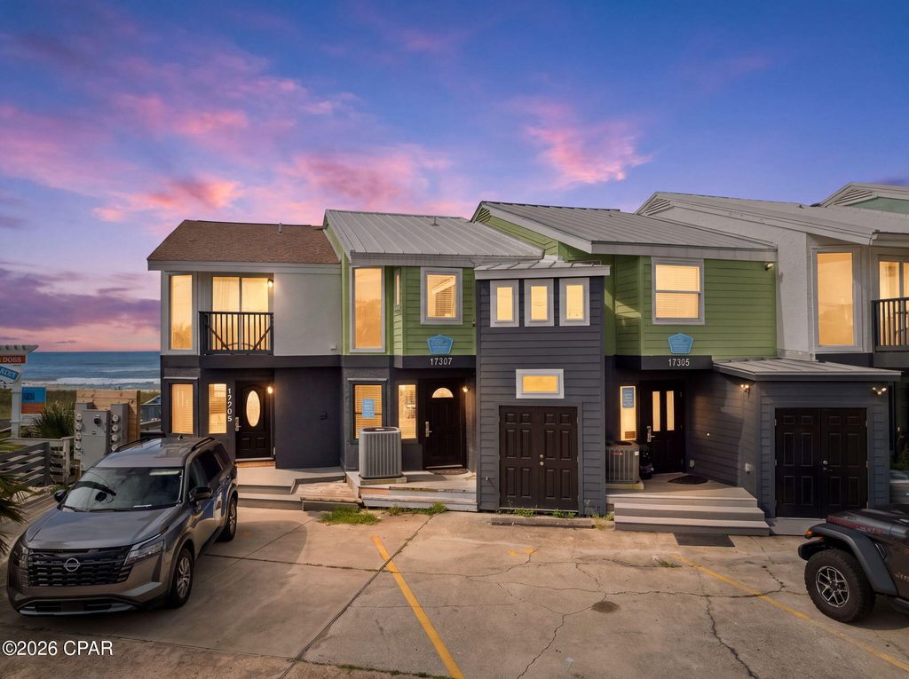 Image 2 of property listing at 17307 Front Beach Road 2, Panama City Beach, FL 32413