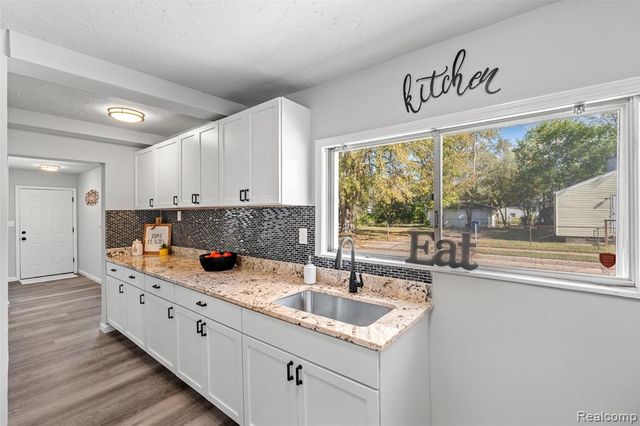 12863 Couwlier Avenue, Warren, MI 48089