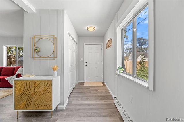 12863 Couwlier Avenue, Warren, MI 48089