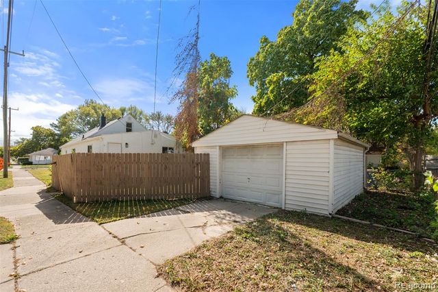 12863 Couwlier Avenue, Warren, MI 48089